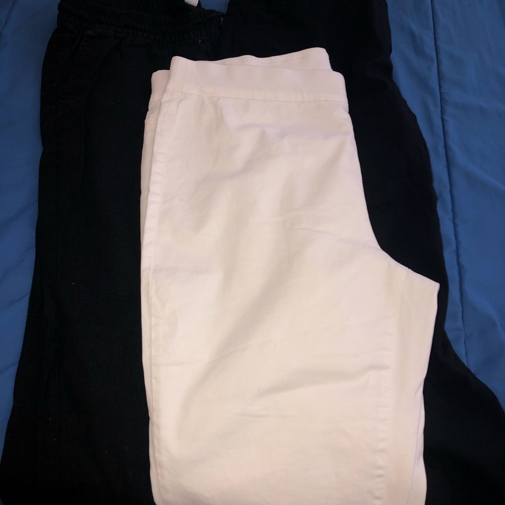 Women’s Pants - Picture 2 of 6